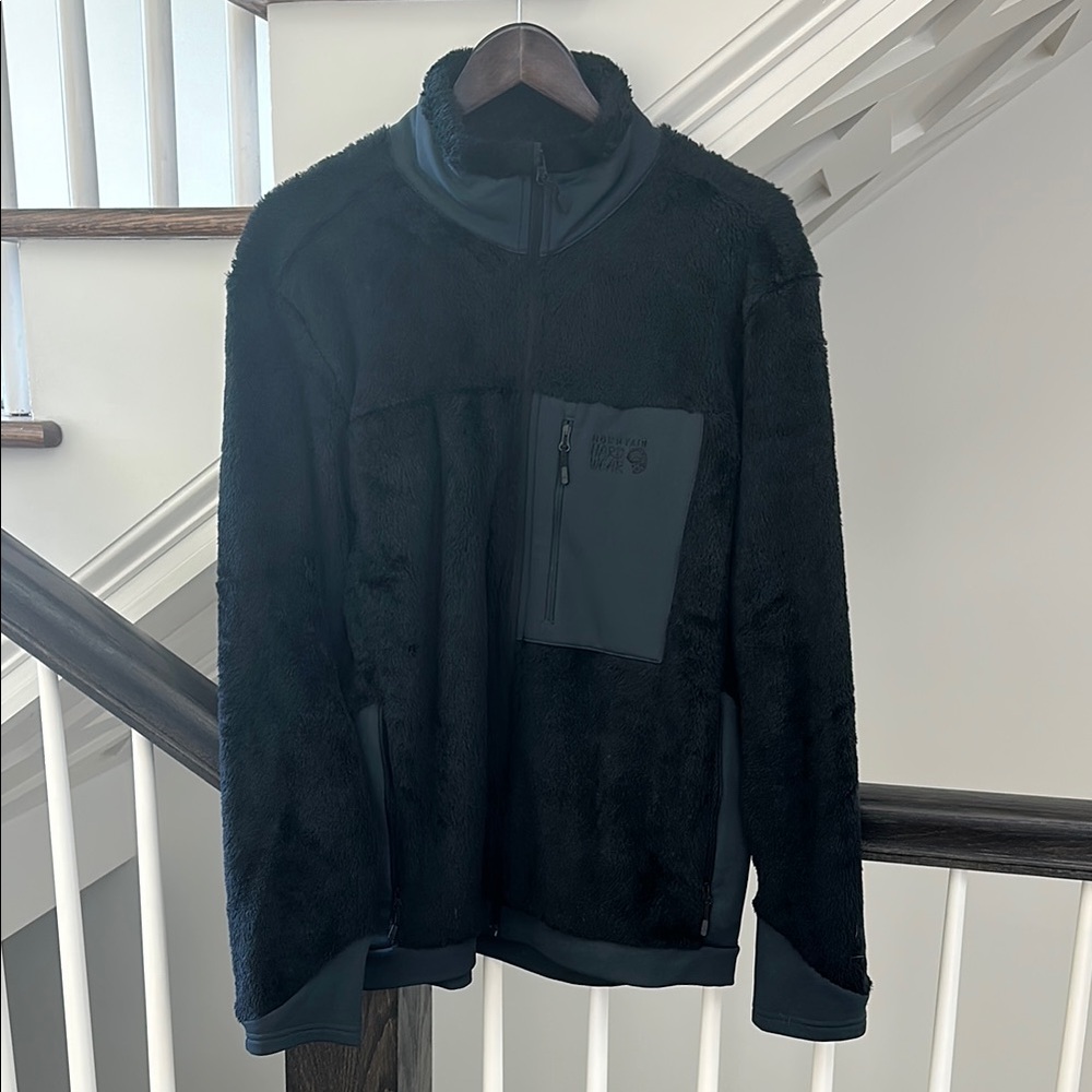Mountain Hardwear Black Fleece Full Zip Jacket with Zippered Pocket
